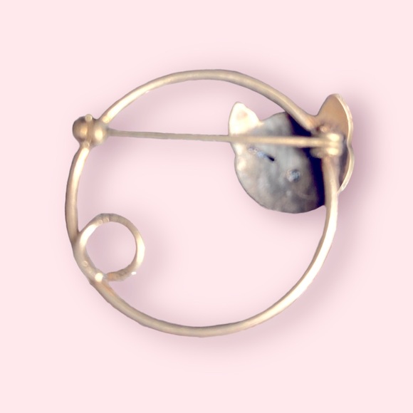 Cat Pin - Picture 3 of 5